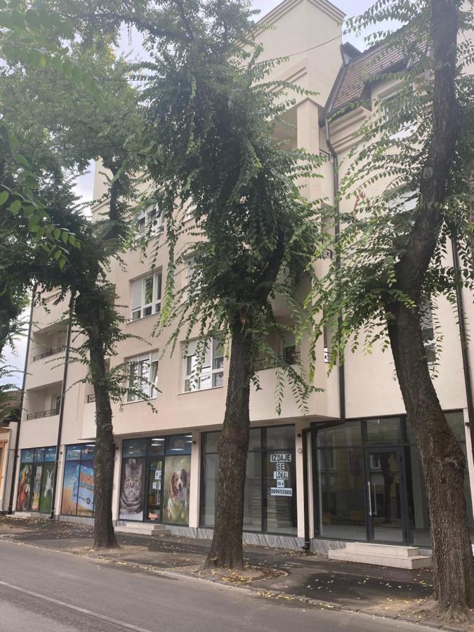 Apartman Mdb Lux Subotica Extérieur photo