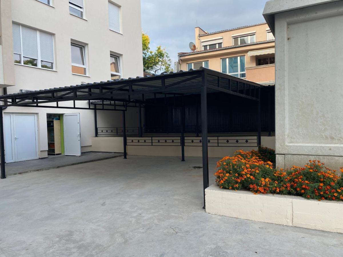 Apartman Mdb Lux Subotica Extérieur photo